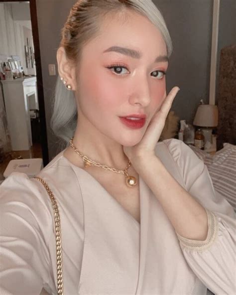 sachzna laparan nipple|Sachzna Laparan, the Youngest Instagram Influencer in Philippines.